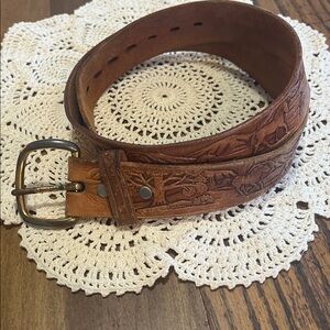 Vintage  horse Embossed Leather Belt with Buckle